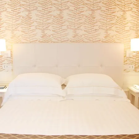 Hotel Grand Palace 4*