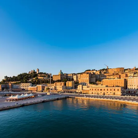 Hotel Grand Palace 4*