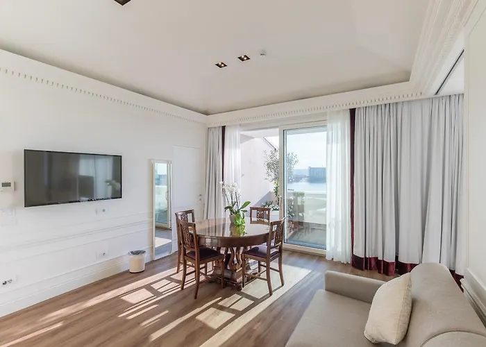 Grand Palace 4* Ancona