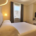 Hotell Grand Palace