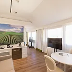Grand Palace Hotell