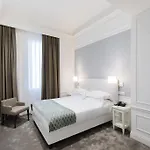 Grand Palace Hotell