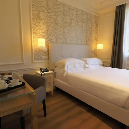 Hotel Grand Palace