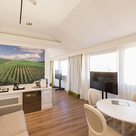 Grand Palace 4* אנקונה