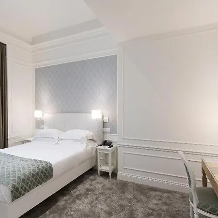 Grand Palace Hotel 4*