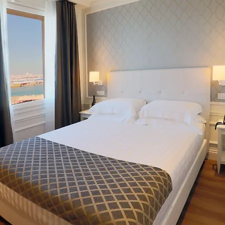 Grand Palace 4* אנקונה
