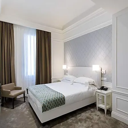 Hotel Grand Palace 4*