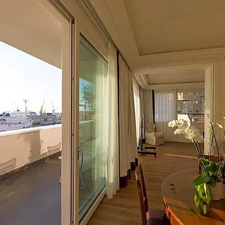 Grand Palace 4* Ancona