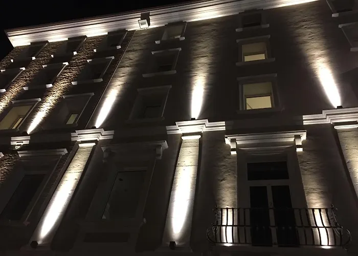 Hotell Grand Palace 4*